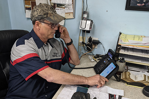 As sole proprietor, Butch books an appointment for a customer at Butch's Service LLC.